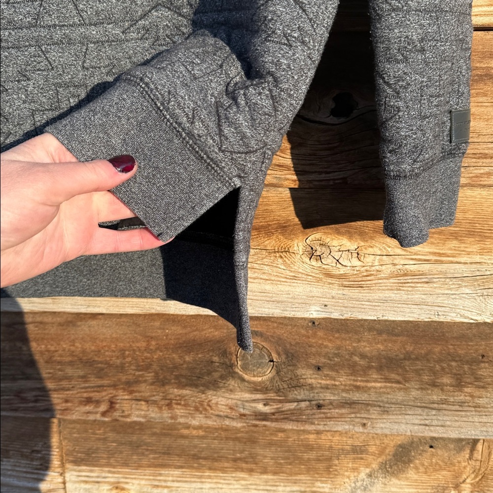 Modern amusement stitched Aztec pattern pullover - image 4